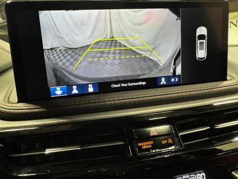 Used 2025 Acura MDX A-Spec image 32