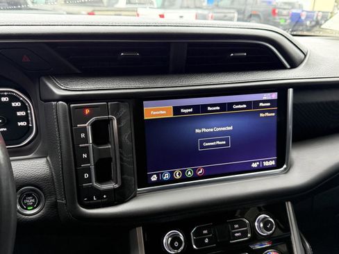 Used 2021 GMC Yukon Denali w/ LPO, Illumination Package image 32