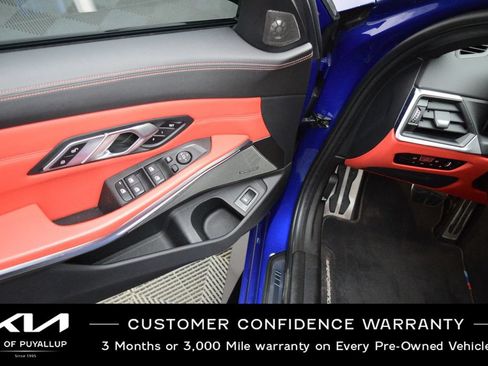 Used 2023 BMW M3 Competition w/ M Carbon Exterior Package AWD/4WD image 28