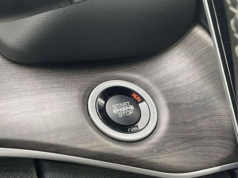 New 2025 Jeep Grand Cherokee L Limited w/ Trailer Tow Package image 35