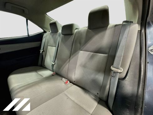 Used 2014 Toyota Corolla LE FWD image 24