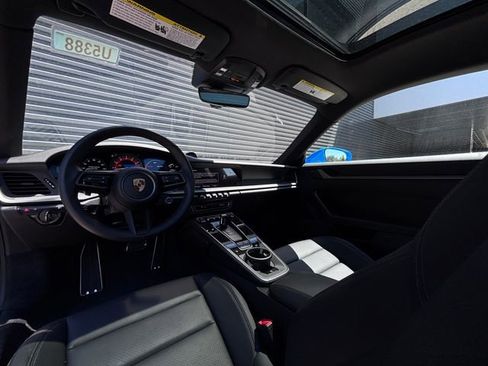 Certified 2022 Porsche 911 Carrera RWD image 13