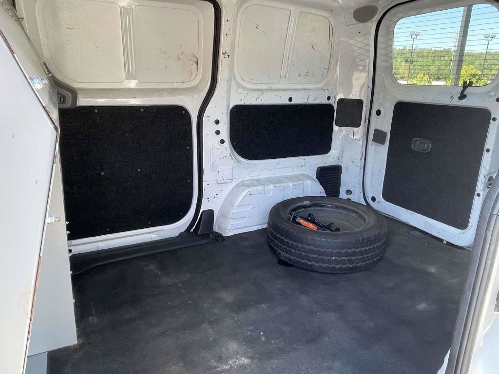 Used 2015 Chevrolet City Express LT FWD image 24
