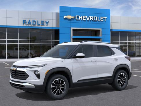 New 2026 Chevrolet TrailBlazer LT image 3