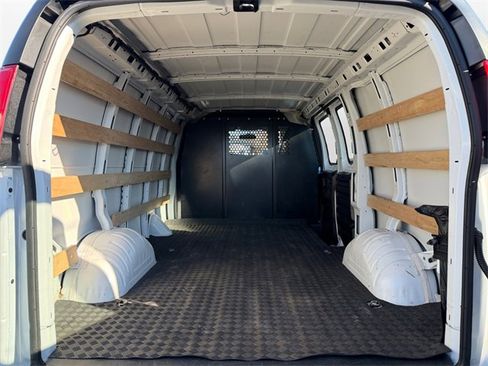 Used 2024 Chevrolet Express 2500 w/ Driver Convenience Package image 13