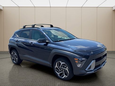 Certified 2026 Hyundai Kona SEL Premium AWD/4WD image 2