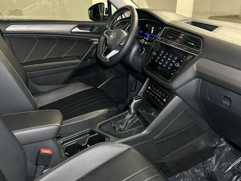 Used 2024 Volkswagen Tiguan Wolfsburg Edition FWD image 13