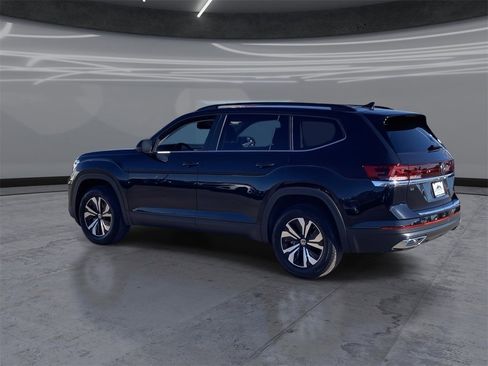 New 2026 Volkswagen Atlas SE image 4