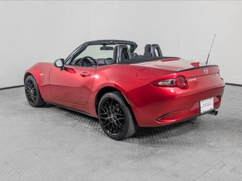 Used 2016 MAZDA MX-5 Miata Club RWD image 6
