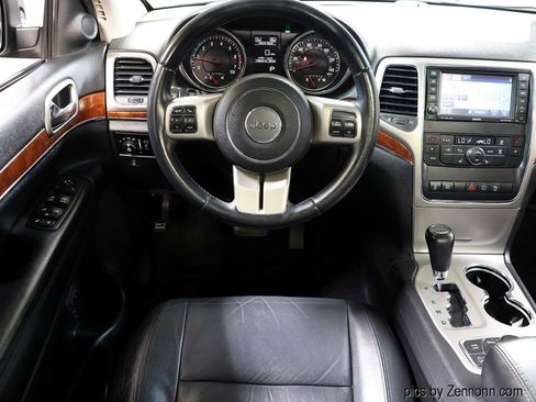 Used 2013 Jeep Grand Cherokee Limited w/ Trailer Tow Group IV AWD/4WD image 13