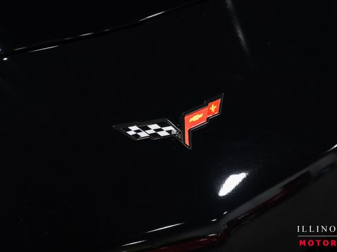 Used 2006 Chevrolet Corvette Convertible w/ Preferred Equipment Group image 12