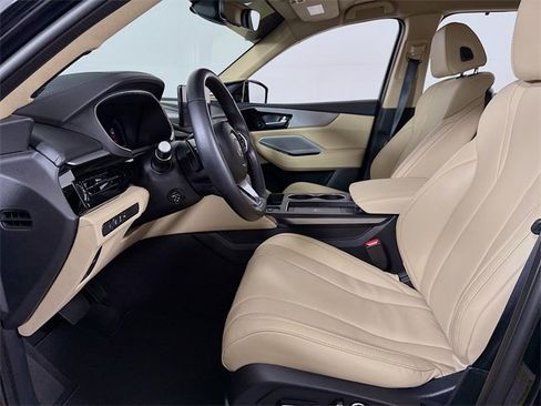 Used 2025 Acura MDX w/ Technology Package image 6