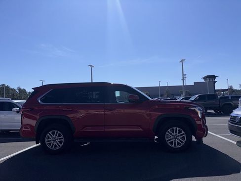 Used 2025 Toyota Sequoia SR5 image 2