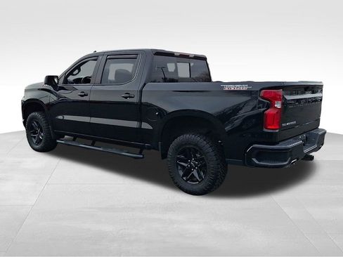 Used 2021 Chevrolet Silverado 1500 LT Trail Boss w/ Convenience Package II image 4