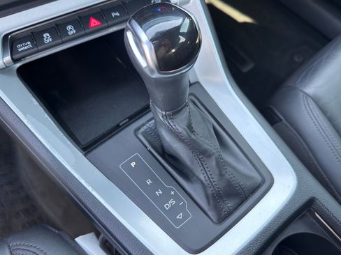 Used 2021 Audi Q3 2.0T Premium w/ Convenience Package image 16