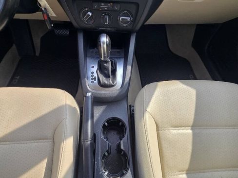Used 2014 Volkswagen Jetta TDI FWD image 10
