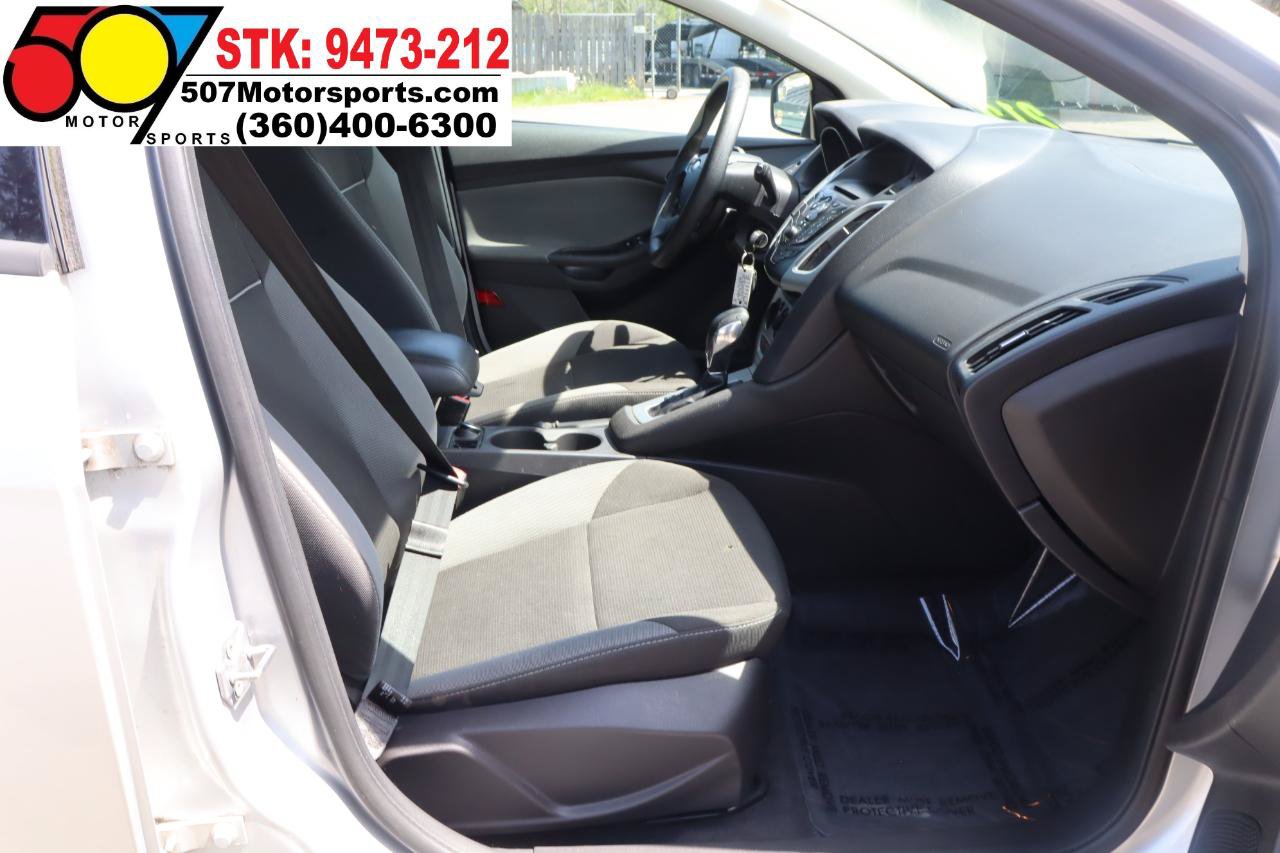 Used 2013 Ford Focus SE FWD image 21