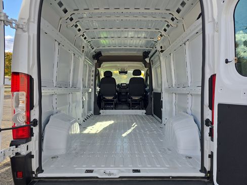 Used 2025 RAM ProMaster 2500 image 7