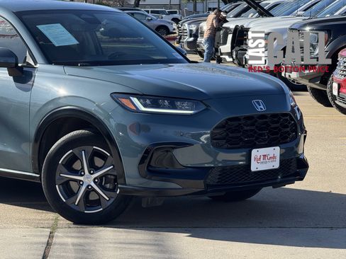 Used 2024 Honda HR-V EX-L image 2