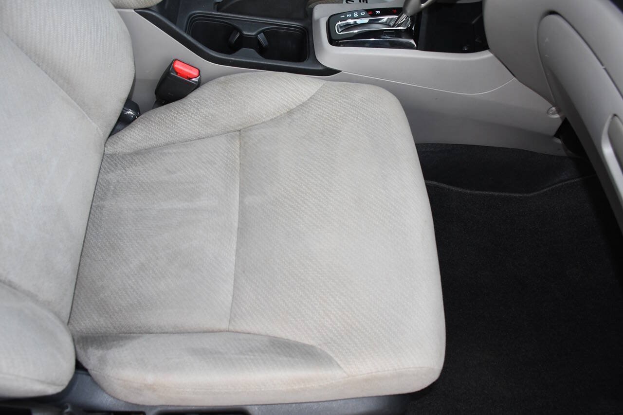 Used 2013 Honda Civic LX image 23