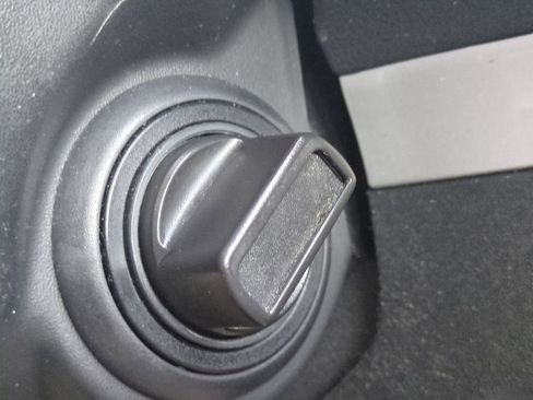 Used 2011 Nissan Sentra 2.0 SR w/ Convenience Pkg image 23