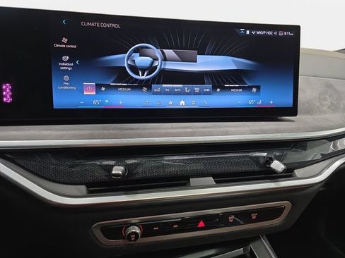Certified 2024 BMW X7 xDrive40i w/ Executive Package AWD/4WD image 16