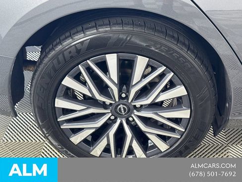 Used 2025 Nissan Altima 2.5 SV FWD image 21