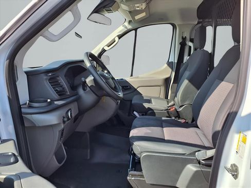 Used 2024 Ford Transit 250 Low Roof w/ Exterior Upgrade Package image 24