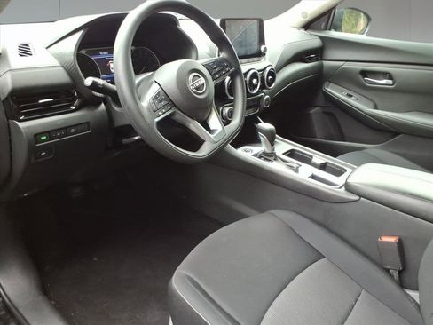 Used 2024 Nissan Sentra SV image 5