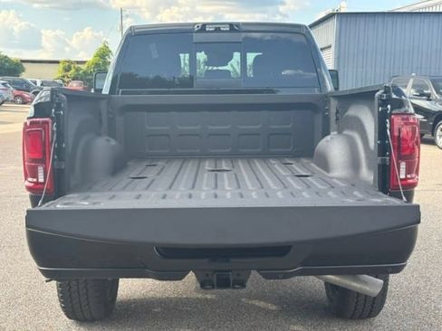 New 2026 RAM 3500 Big Horn AWD/4WD image 5