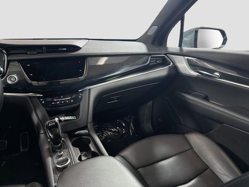 Used 2023 Cadillac XT6 Sport AWD/4WD image 27