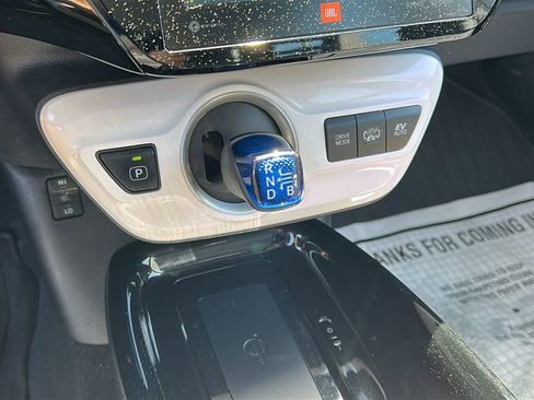 Used 2017 Toyota Prius Prime Advanced FWD image 16