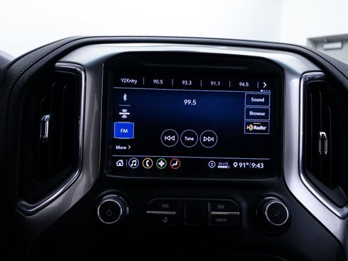 Used 2020 Chevrolet Silverado 1500 LT Trail Boss AWD/4WD image 28