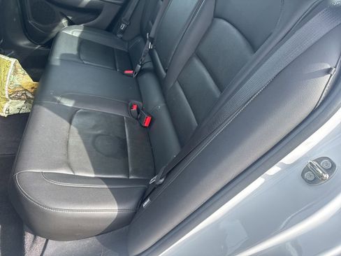 Used 2017 Chevrolet Malibu Premier image 15