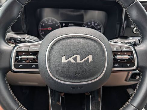 Used 2022 Kia Sorento SX FWD image 22