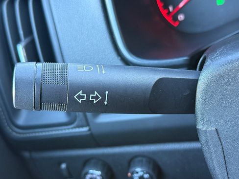 Used 2016 GMC Canyon SLT w/ Driver Alert Package image 28