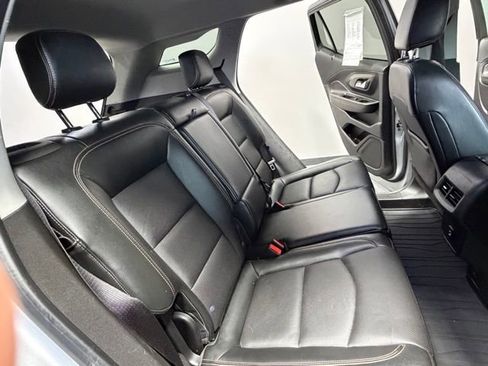 Used 2018 GMC Terrain SLT w/ Preferred Package image 24