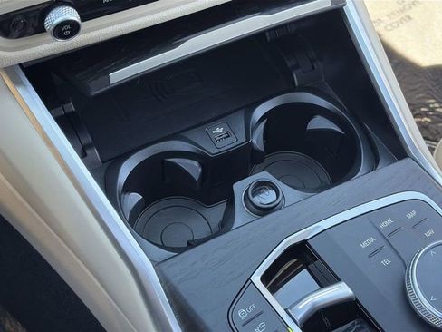 Used 2023 BMW i4 eDrive35 w/ Premium Package image 32