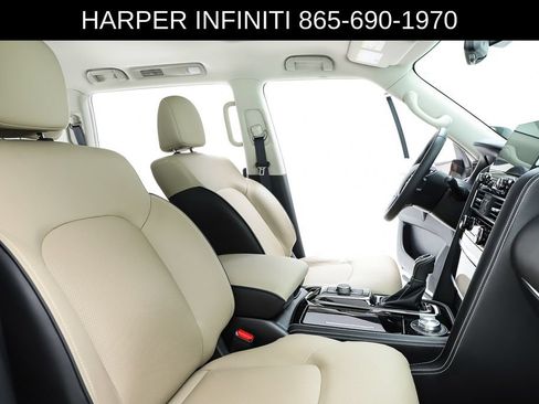 Used 2024 INFINITI QX80 Premium Select w/ Cargo Package AWD/4WD image 36
