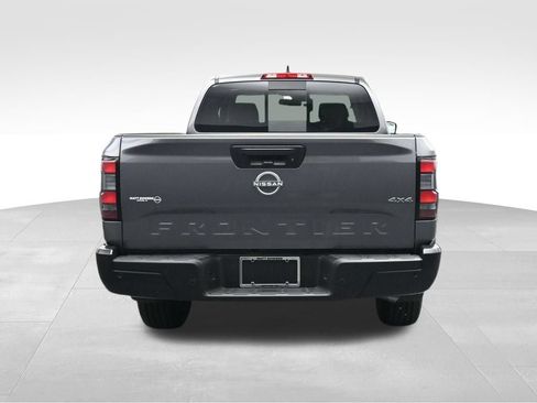 Used 2025 Nissan Frontier S AWD/4WD image 2