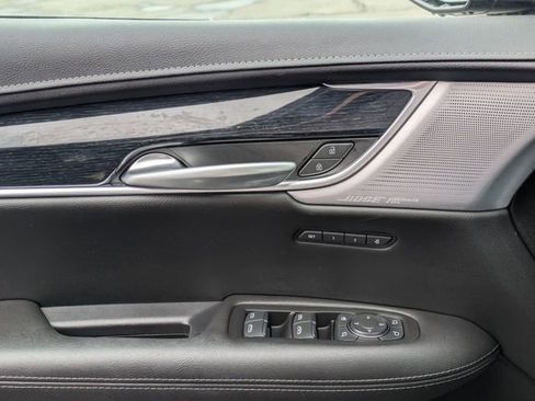 Used 2024 Cadillac XT5 Premium Luxury image 12