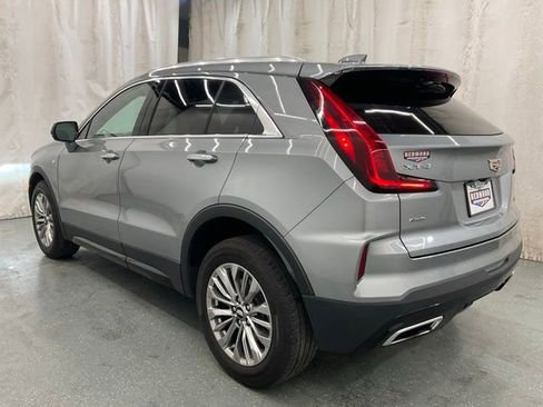Used 2024 Cadillac XT4 Premium Luxury AWD/4WD image 5