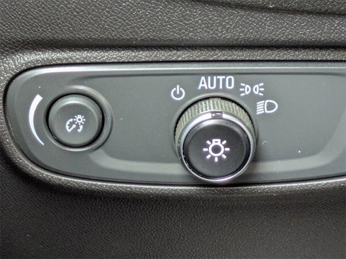 Used 2024 Chevrolet Equinox RS image 27