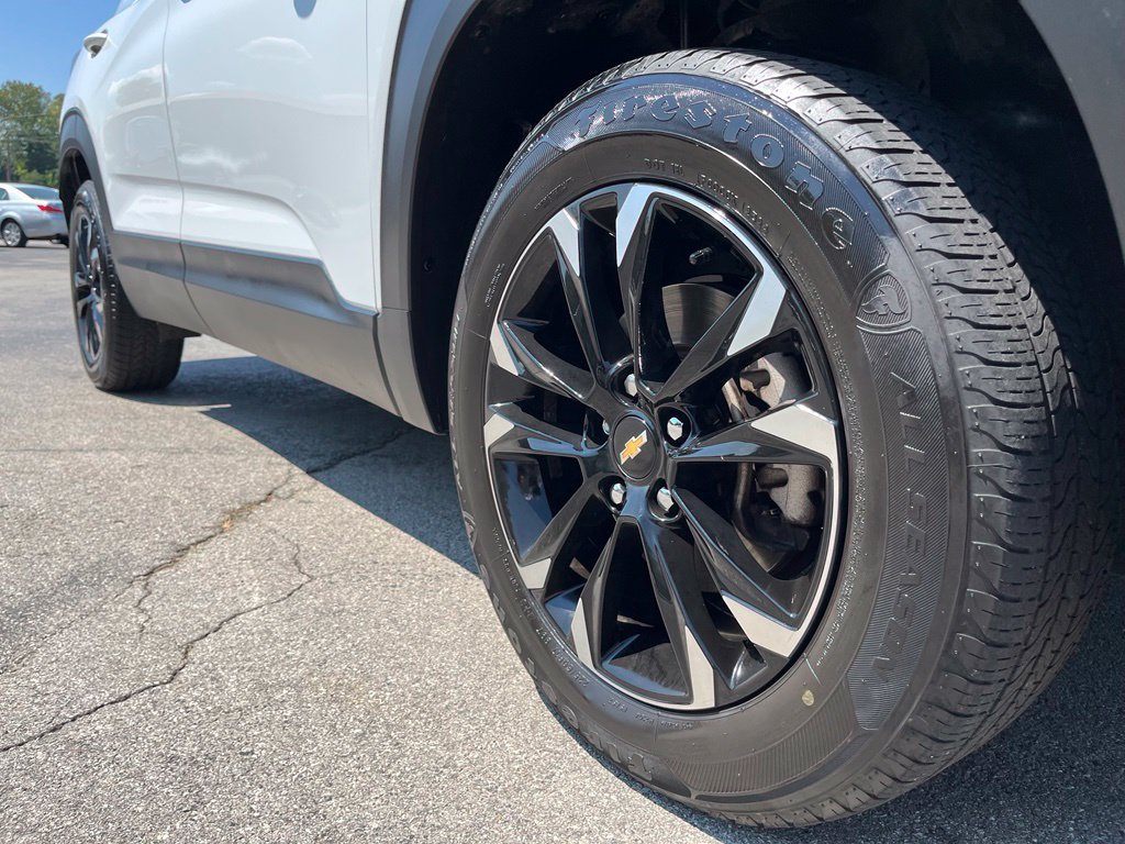 Used 2023 Chevrolet TrailBlazer LT AWD/4WD image 15