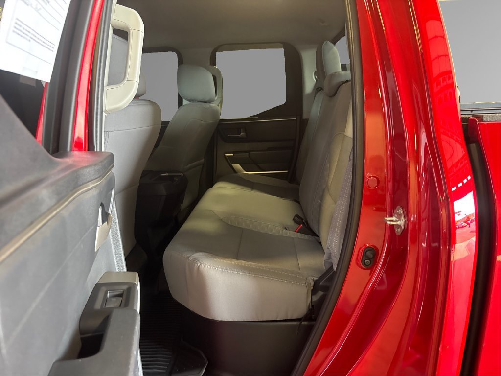 Used 2022 Toyota Tundra SR5 w/ SR5 Convenience Package AWD/4WD image 12