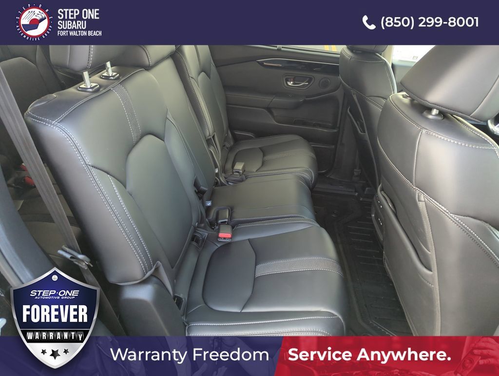 Used 2025 Honda Pilot EX-L image 33