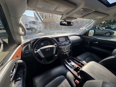 Used 2019 INFINITI QX80 Luxe image 11