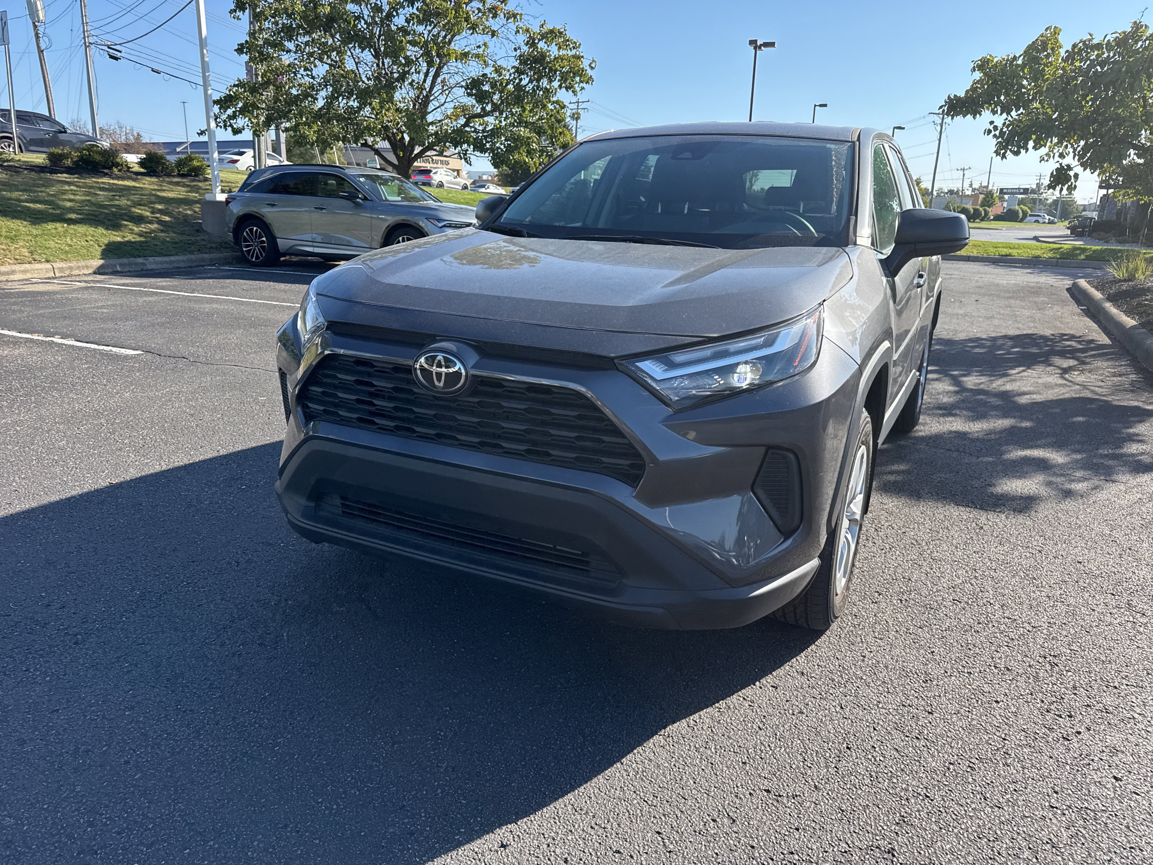 Used 2023 Toyota RAV4 LE AWD/4WD image 13