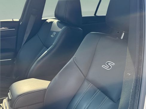 Used 2023 Chrysler 300 S RWD image 31