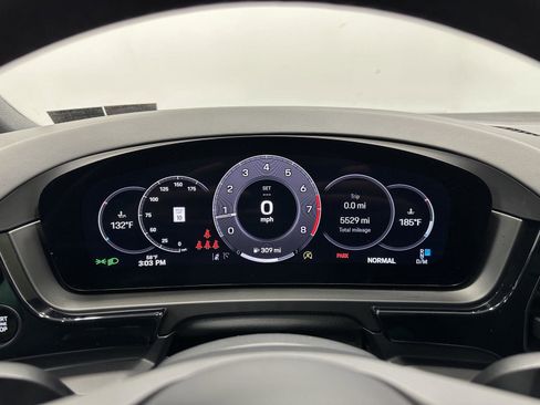 Certified 2025 Porsche Cayenne Coupe image 23